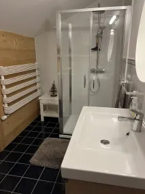 3 * 85 m2 uafhængige lejligheder i moderne hus med privat garage - Image 3