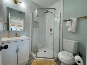 ★ Pasadena 2B/2B fully remodeled with 2 parking ★  - Image 2