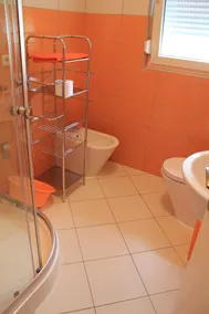 Apartment Aquamarin with heated pool and garden - Image 2