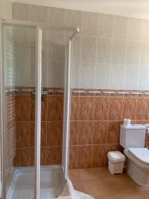 Tyst belägen villa med panoramautsikt och privat pool, gratis wifi - Image 2