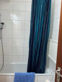 Ottima posizione in pieno centro, ben attrezzato per raggiungere tutto a piedi. - Image 4