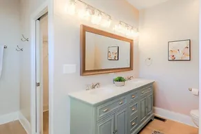 HGTV Designer 5 BD Indy Home by Fountain Square - Image 3