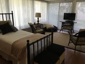 Large Family Friendly Mobile Bay Home Near Shopping, Dining and Grand Hotel. - Image 5