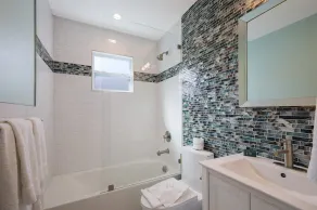 Canario Cottage Home - Image 3