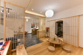 Courtyard Light Luxury Homestay - Image 4