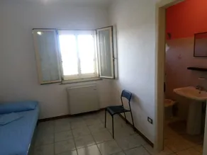 Self-management room for 5 people with private bathroom. - Image 2