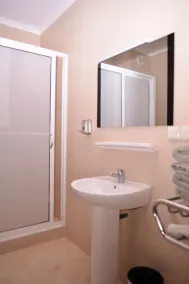 Sourebou Chez Appart Hotel Founty Beach - Image 3