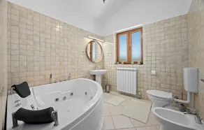 Nice home in Cabrunici - Image 2
