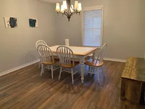 The Woodland View Lake House - Image 5