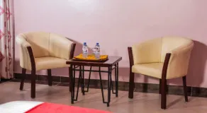 Skyward Mua Hotel - Image 5