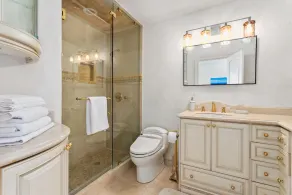 Appartement avec piscine, jacuzzi et internet haut débit | Vue mer | Adapté au travail à distance - Image 3