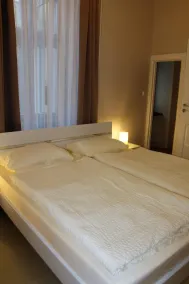 2 Room Apartment in Berlin in City West - Image 5