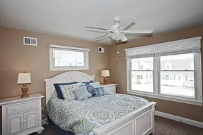 Awesome home in Peahala Park with 4 Bedrooms, Internet and WiFi - Image 5
