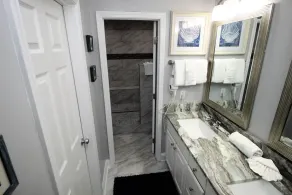 Phare 1811 Nouvelle promenade dans une douche double et granit !!  Regarde!!! - Image 4