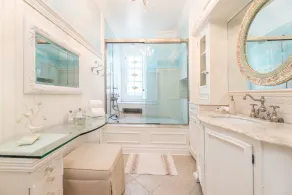 Breakwater Estate… perfect for Large Group Getaways! - Image 3