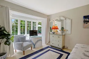 BUTTERFLY BEACH HOUSE .... 3MIN GANG TIL STRAND & VILLAGE, 8 MIN WALK BILTMORE HOTEL - Image 5
