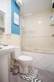 Modern and Bright One bed flat - Image 3
