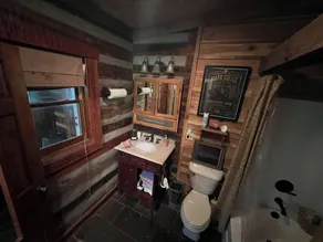 Very Private Rustic Log Cabin - Nashville Tennessee - Image 3