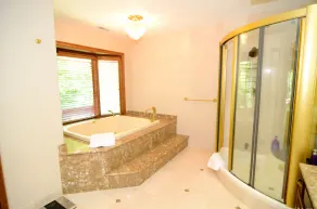Spacious mansion with Pool Movie Theater Hot Tub near ski resort national park.  - Image 3