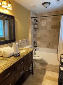 Recently Renovated Spacious Home Minute from Atlanta  - Image 3