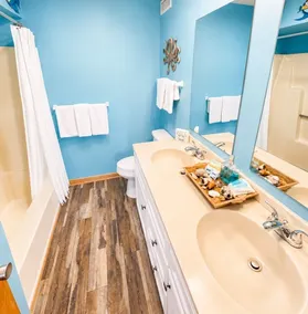  Family friendly oceanfront condo, directly on the beach. - Image 2