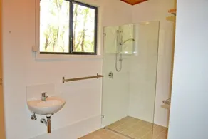 Wi-Fi* Linen Included* Open Plan Living* BBQ* Pet Friendly - Image 2