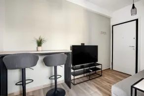Sway - Chic 1-Bedroom Apartment & Balcony in Athens - Image 3