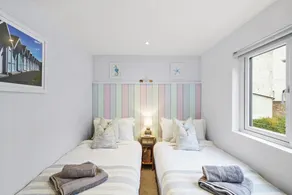 Pet Friendly 3 Bed House Southsea - NEW LISTING!!! - Image 4
