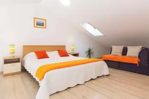Studio with balcony and air conditioning - Image 5