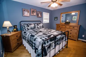Hot Tub Lakehouse! Game Room + Fire Pit! Walk to Lake! 5 Min to Wisp! - Image 5