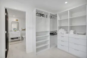 Luxury Business Travels Pet Friendly H/S Wifi Newly renovated close to shopping - Image 3