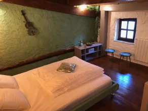 Maison en pierre rénovée dans le centre du village, climatisation et piscine - Image 5