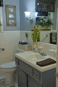 Farmhouse in the Country-Perfect Place to Relax and Enjoy Family and Friends! - Image 3