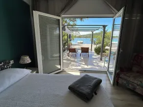 Toma - house by the sea - Image 4