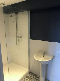 Lake View Apartment Galway City - Image 5
