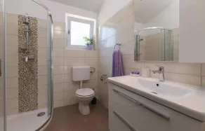 Two-Bedroom Holiday Home In Vodnjan - Image 5
