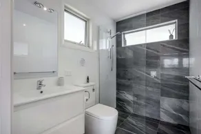 The Rest Retreat Getaway 15 Mins to CBD 3 Bed - Image 4