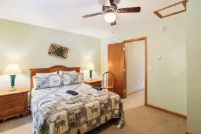 Recently rejuvenated Timberline ski area home. Welcome to Still of the Night! - Image 2