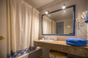 Apartment on the beachfront, with pool, terrace and parking. - Image 3