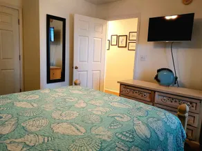 CARIBBEAN BLUE 1 BDR condo short walk to the beach. Family friendly. Pool view - Image 4