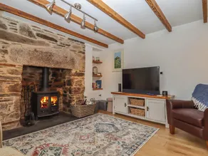 Back Cottage - Image 3