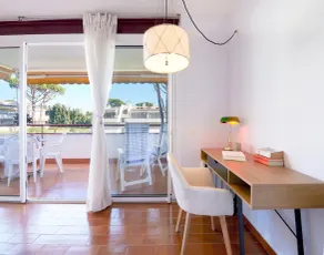 Apartment in Spain Near Sandy Beach - Image 5