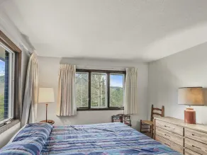 CC42 Chateau Claire - Image 5