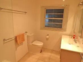6 Broome Street - Image 3