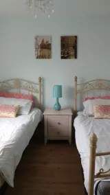 Holiday Lodge in Calington with Hot Tub Sleeps 8 - Image 5