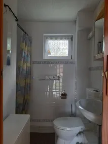 Small vacation apartment with roof terrace in an idyllic village location for 2 guests - Image 3