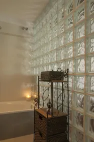 Casa Característica, com vistas deslumbrantes e Wi-Fi gratuito perto de todas as comodidades - Image 4