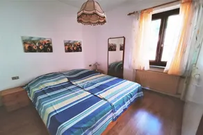 Holiday Home in Italy with Mountain Views - Image 5