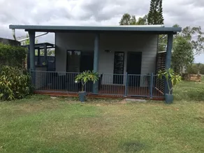 WaterviewCottage river front accommodation<br>1086 coast road Baffle Creek - Image 4