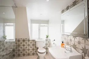 Old baker's apartment with Lyme Regis on your doorstep - Image 2